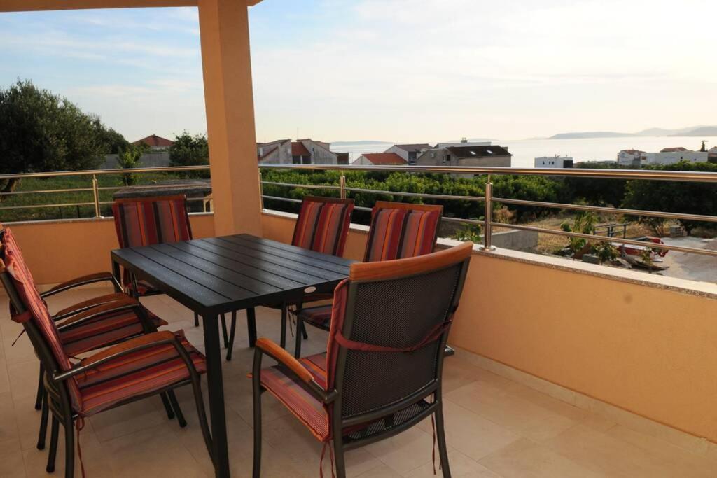 Villa Ana Perfect For Families With Kids And Groups,House With Heated Pool Podstrana Ngoại thất bức ảnh